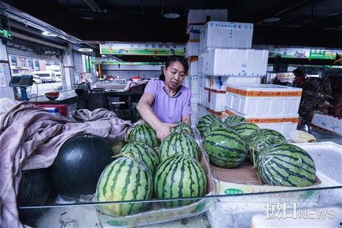 吴川本地吃瓜事件,一场引发全民热议的网络狂欢
