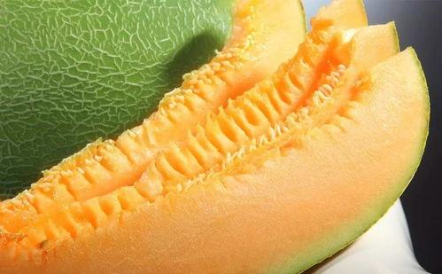 从吃瓜到麻木,社会热点现象的演变与反思  第1张