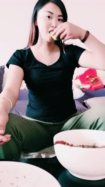 瓜不甜留下蘸酱吃,探索独特饮食文化 第3张 瓜不甜留下蘸酱吃,探索独特饮食文化 第3张